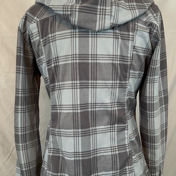 MOUNTAIN HARD WEAR HOODED SNAP BUTTON FRONT SHIRT - Picture 2 of 3